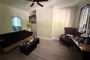 2723 Merwyn Ave, Pittsburgh, PA 15204 - Photo 9