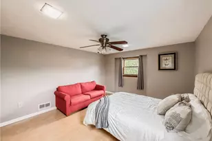 2500 Red Oak Dr, Banksville/Westwood, PA 15220 - Photo 25