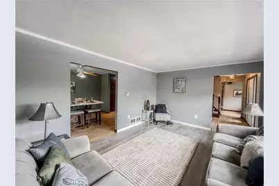 2500 Red Oak Dr, Banksville/Westwood, PA 15220 - Photo 7