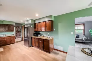 2500 Red Oak Dr, Banksville/Westwood, PA 15220 - Photo 29