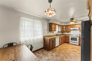 413 Atwood Dr, Rostraver, PA 15012 - Photo 9