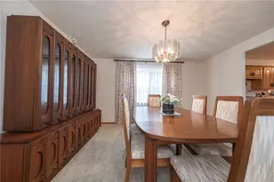 448 Rainier Dr, Pittsburgh, PA 15239 - Photo 9