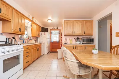 448 Rainier Drive, Pittsburgh, PA 15239 - Photo 3