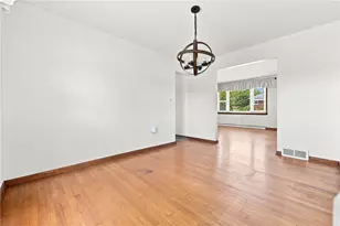 125 W Rockenstein Ave, Twp of But SW, PA 16001 - Photo 11