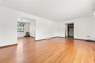 125 W Rockenstein Ave, Twp of But SW, PA 16001 - Photo 5