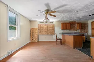 533 Woodward Ave, Stowe Township, PA 15136 - Photo 5