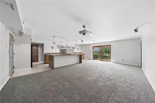 1135 Forest Green Dr, Moon/Crescent Twp, PA 15108 - Photo 5
