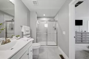 112 Olivia Dr, Center Township, PA 15061 - Photo 13