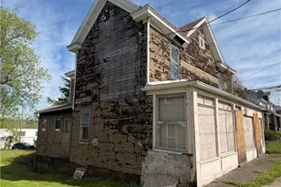 221 N Gallatin Ave, Uniontown, PA 15401 - Photo 3