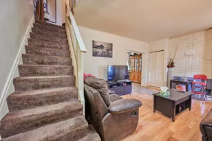 3033 Bremen Ave, Pittsburgh, PA 15227 - Photo 15