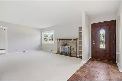 407 Vineyard Dr, Richland, PA 15044 - Photo 3