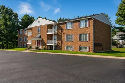 951 Woodhollow Dr, Cranberry Township, PA 16066 - Photo 1
