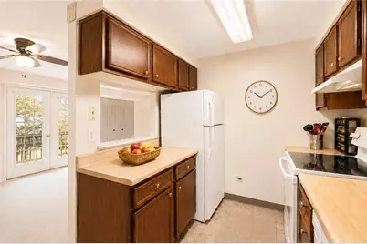 951 Woodhollow Dr, Cranberry Township, PA 16066 - Photo 9