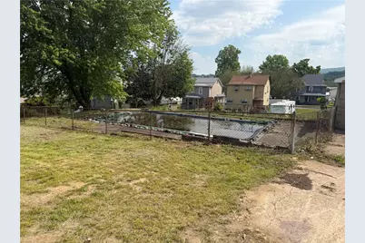 317 S 9th St, Connellsville, PA 15425 - Photo 3