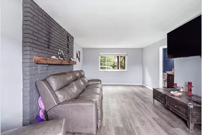 5877 Pleasant Street, South Park, PA 15129 - Photo 19