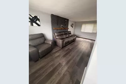 5877 Pleasant Street, South Park, PA 15129 - Photo 17