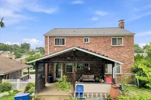 5877 Pleasant St, South Park, PA 15129 - Photo 13