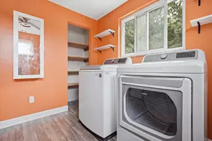 5877 Pleasant St, South Park, PA 15129 - Photo 37