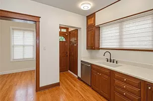 6016 Wellesley Ave, Pittsburgh, PA 15206 - Photo 13