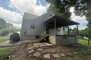 222 W Shaffer Rd, Center Township, PA 15001 - Photo 3