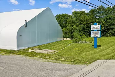 3153 New Butler Rd, Shenango Township, PA 16101 - Photo 23