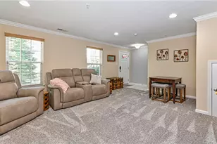 401 Pointe View Dr, Adams Township, PA 16046 - Photo 3