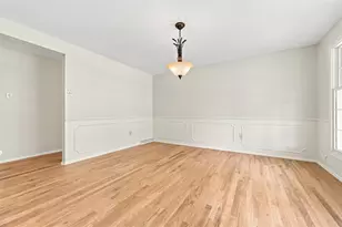 3204 Postgate Dr, Bethel Park, PA 15102 - Photo 9
