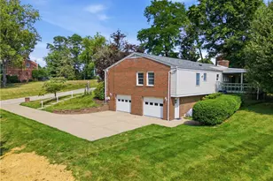 3204 Postgate Dr, Bethel Park, PA 15102 - Photo 45