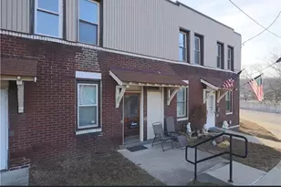531 5th Street Ext, Trafford, PA 15085 - Photo 1
