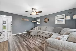 1521 Woodlawn Dr, Unity Township, PA 15650 - Photo 11