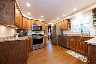 122 Painter St, Level Green, PA 15085 - Photo 13