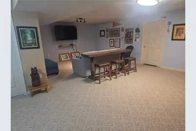 107 Ashton Dr, East Huntington, PA 15666 - Photo 9