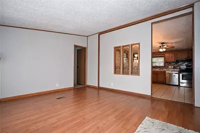32 Mulberry St, Belle Vernon, PA 15012 - Photo 3