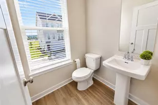 9717 Hopkins St, Pittsburgh, PA 15090 - Photo 21