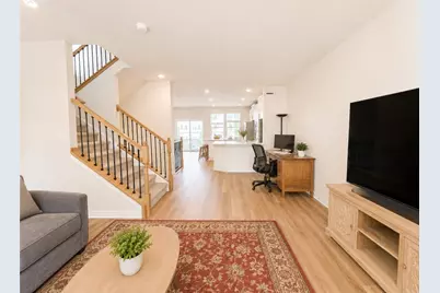 9717 Hopkins St, Pittsburgh, PA 15090 - Photo 9