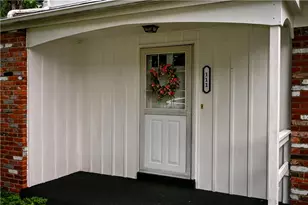 111 St Andrews Cir, Elizabeth Twp/Boro, PA 15135 - Photo 3