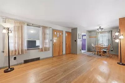 423 Indiana Ave, Farrell, PA 16121 - Photo 7