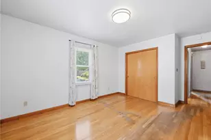 423 Indiana Ave, Farrell, PA 16121 - Photo 15