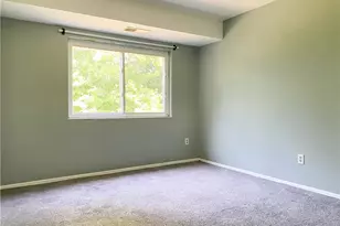 63 Darlington Rd, Patterson Township, PA 15010 - Photo 5