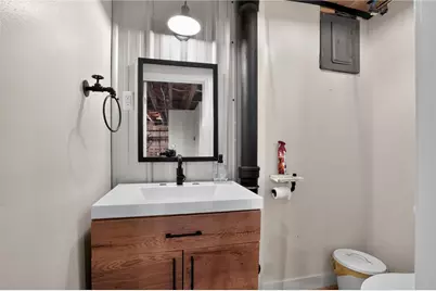 2654 Mount Royal Rd, Pittsburgh, PA 15217 - Photo 7