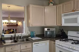 206 Hillvue Dr, Seven Fields Boro, PA 16046 - Photo 5