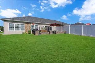 320 Cherokee Dr, Chippewa Township, PA 15010 - Photo 31