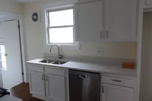 129 Lynn St, Vanport, PA 15009 - Photo 3