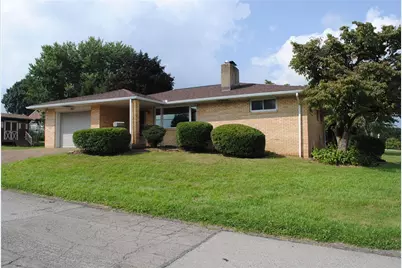 500 Morningside Dr, Lower Burrell, PA 15068 - Photo 3