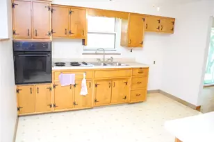 500 Morningside Dr, Lower Burrell, PA 15068 - Photo 15