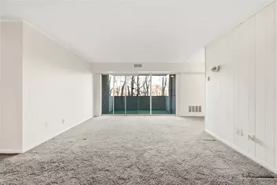 4106 Charlemagne Cir #4106, Ross Twp, PA 15237 - Photo 7