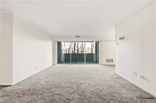 4106 Charlemagne Cir, Ross Twp, PA 15237 - Photo 7