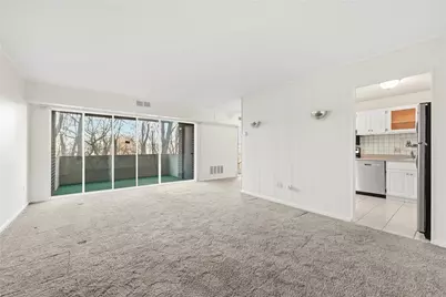 4106 Charlemagne Cir #4106, Ross Twp, PA 15237 - Photo 5