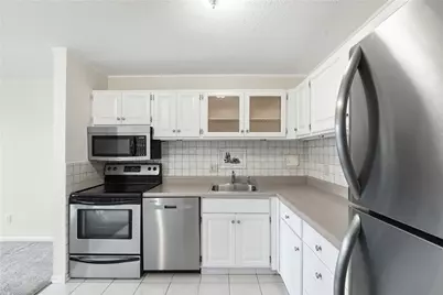 4106 Charlemagne Cir #4106, Ross Twp, PA 15237 - Photo 17