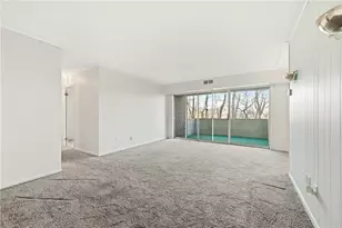 4106 Charlemagne Cir, Ross Twp, PA 15237 - Photo 3